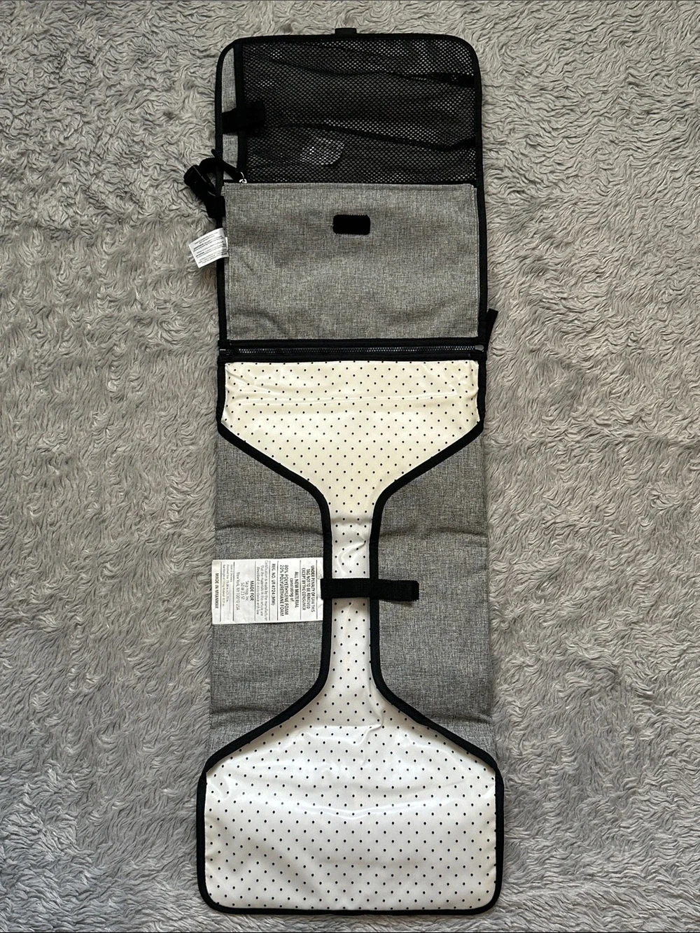 NWOT Skip Hop Gray & Cream Polka Dot Portable Baby Changing Mat
